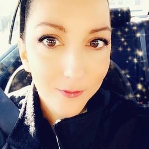 Meet your Posher, Stacy